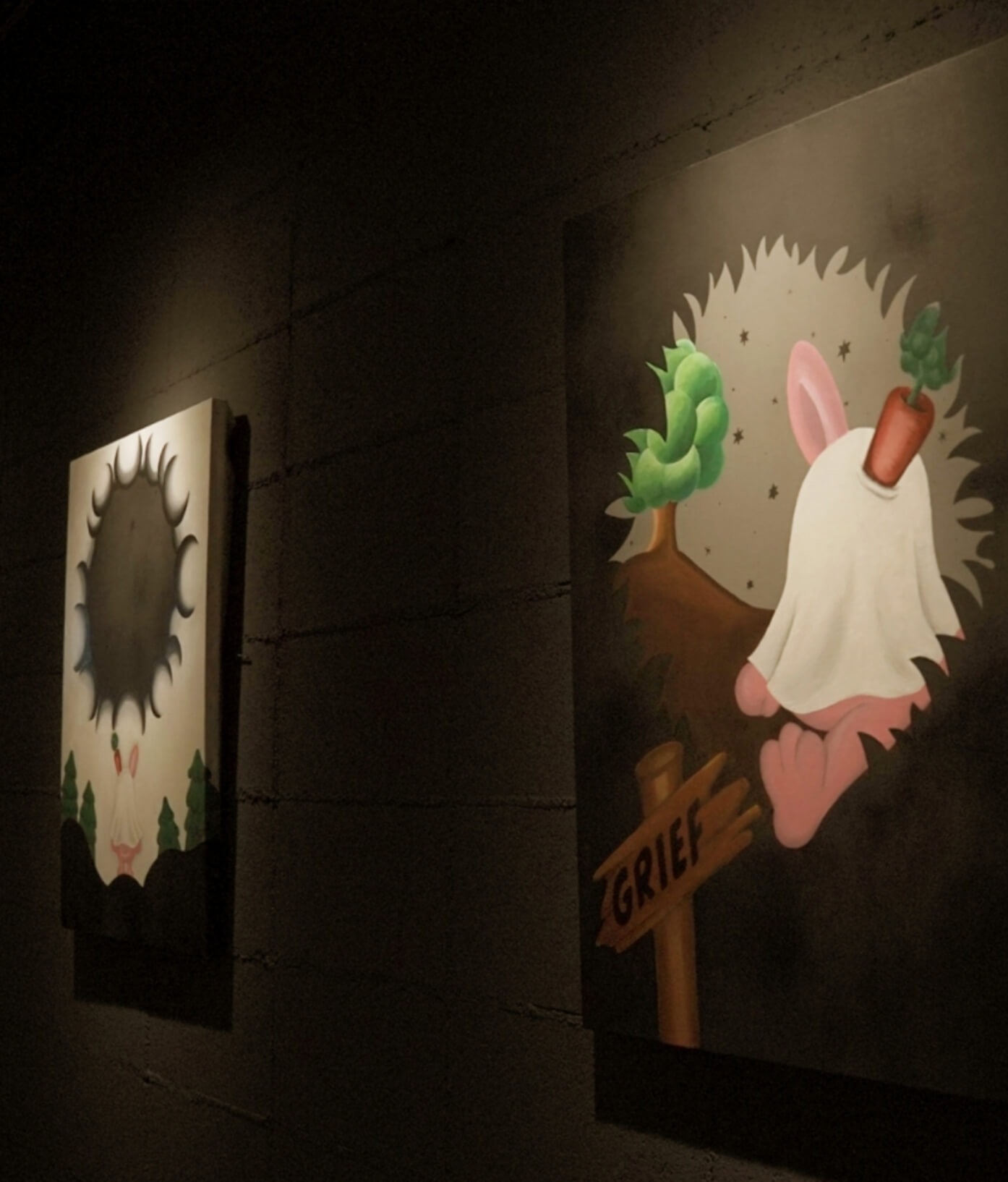 BAR GRIEFの店内アート